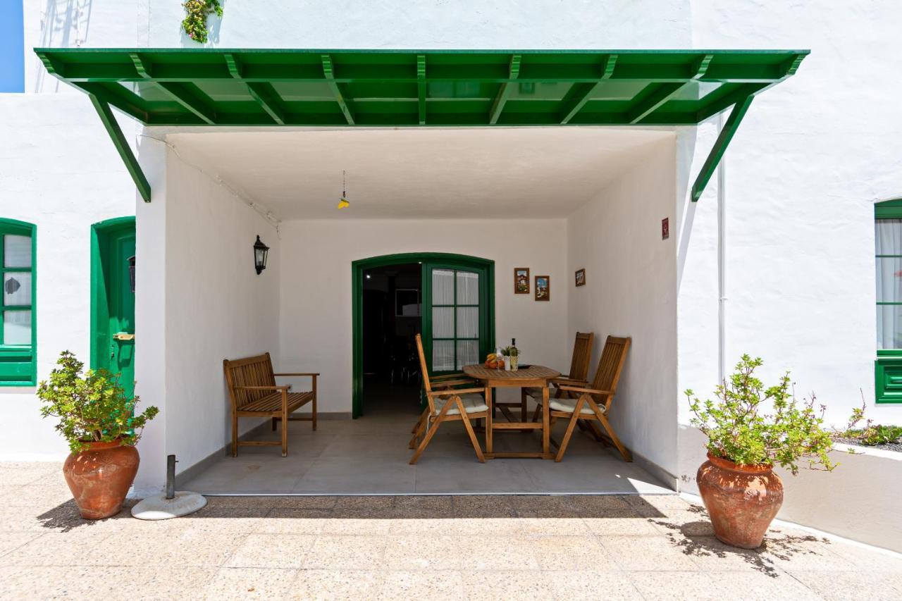 Apartment Oceanic Breeze Share Pool By Pvl Puerto del Carmen  Exterior photo
