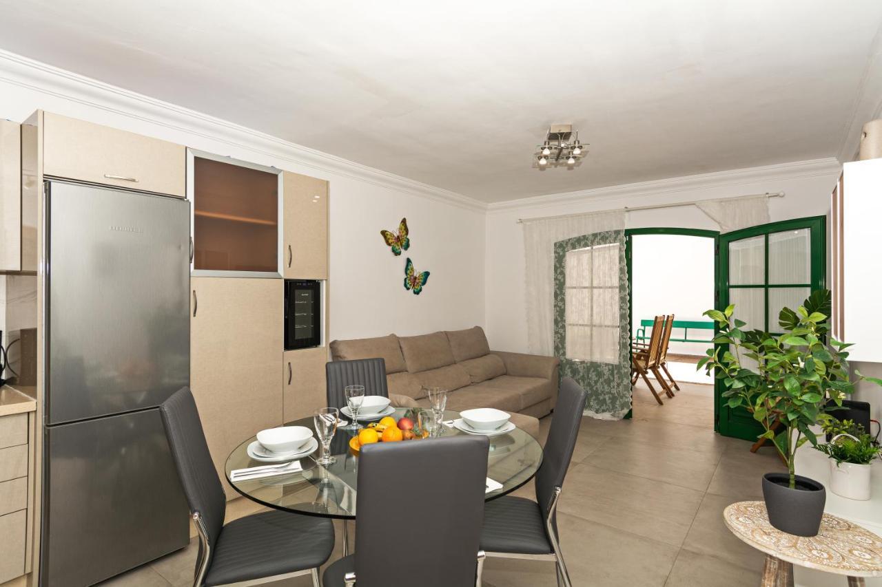 Apartment Oceanic Breeze Share Pool By Pvl Puerto del Carmen  Exterior photo
