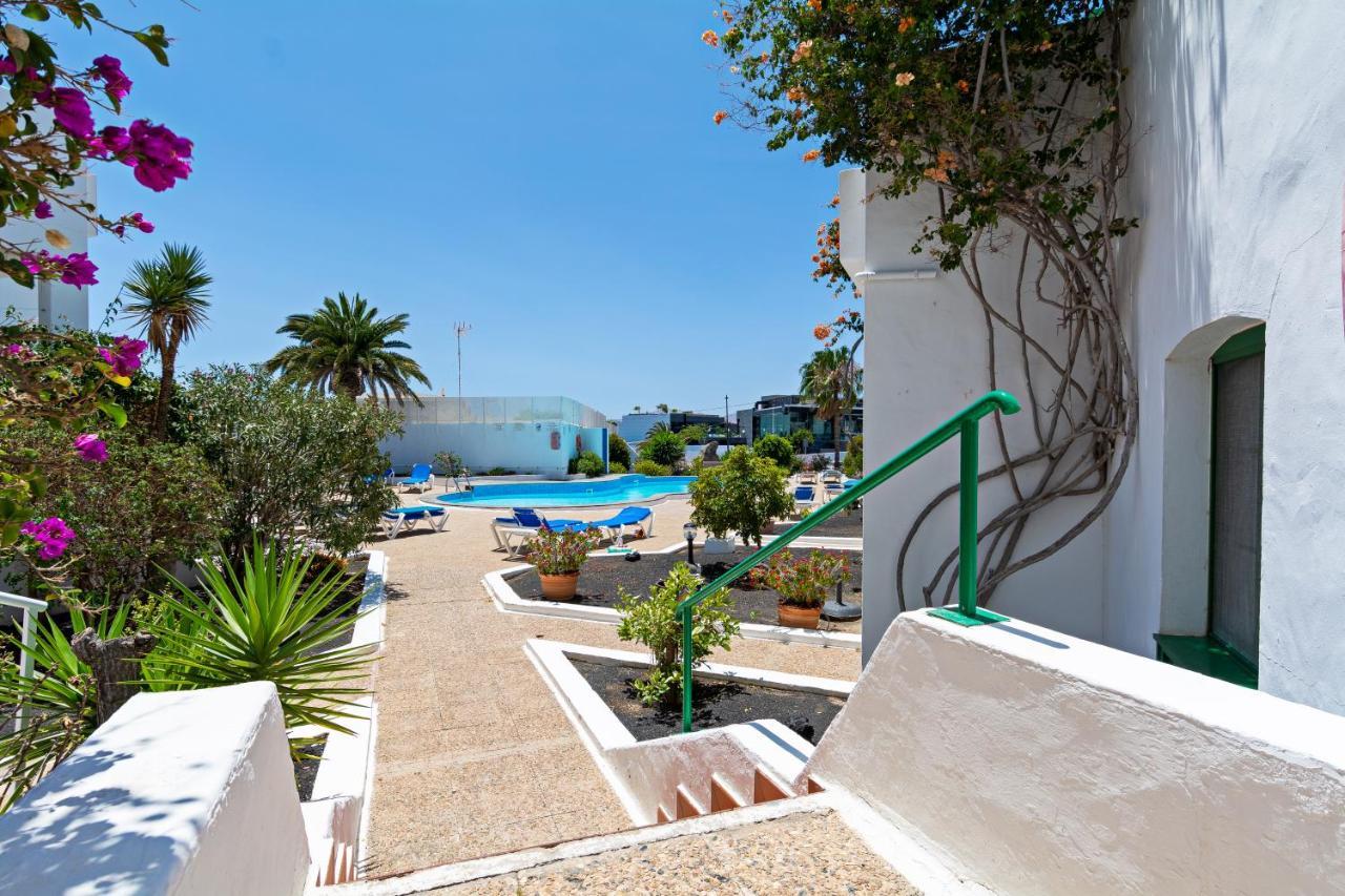 Apartment Oceanic Breeze Share Pool By Pvl Puerto del Carmen  Exterior photo